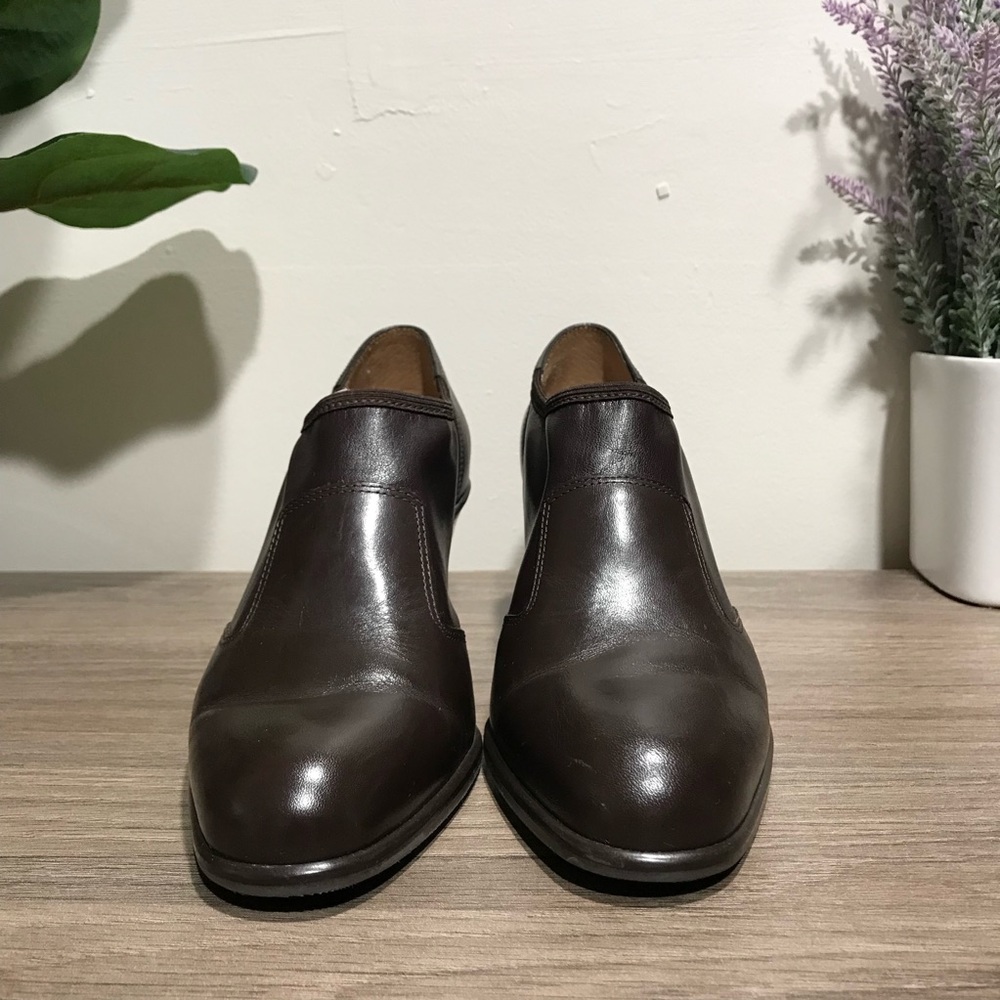 BRUNO DE MILANO Women’s Booty Block Heels Brown Leather Shoes  Size 6M.